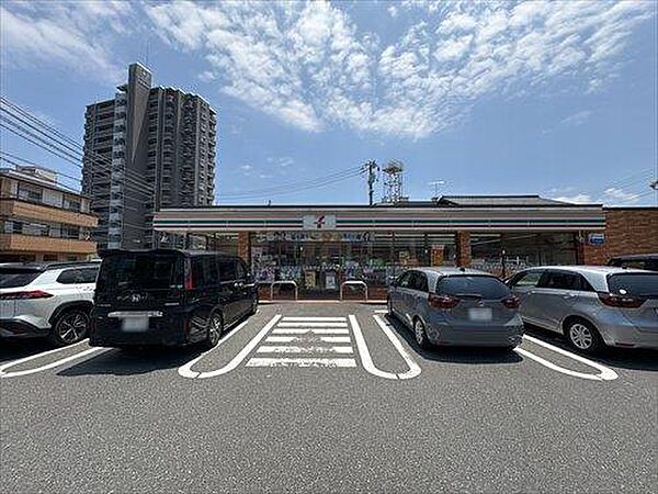 セブンイレブン廿日市本町店　770m