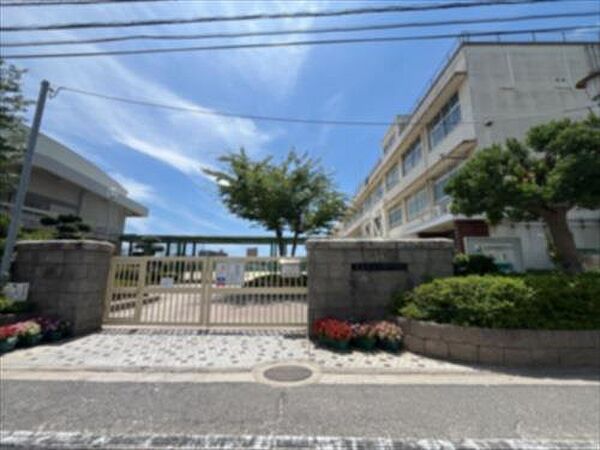 広島市立大州中学校3，820m