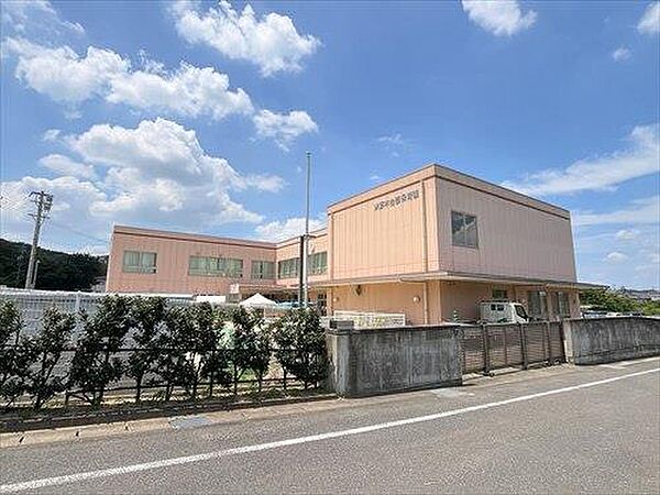 日進市立米野木台西保育園まで920m