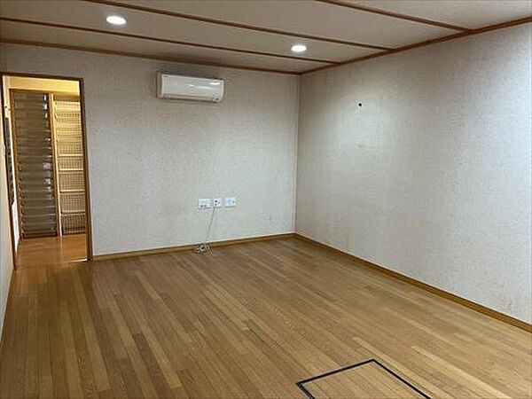 1階洋室約11.8帖