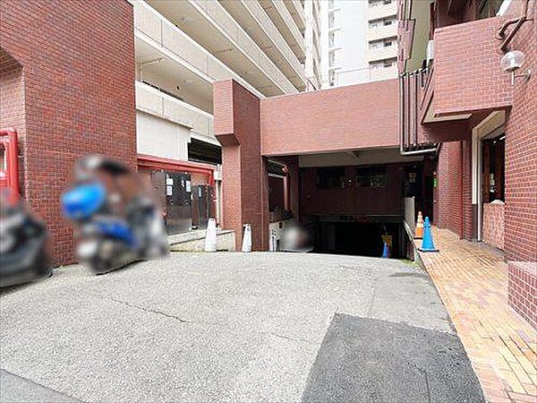 駐車場入口