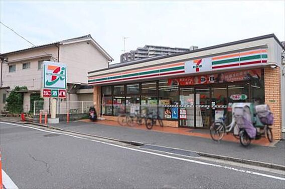 セブンイレブン...