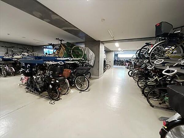 駐輪場
