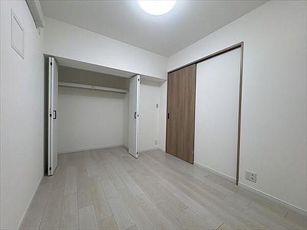 洋室：約5.0帖