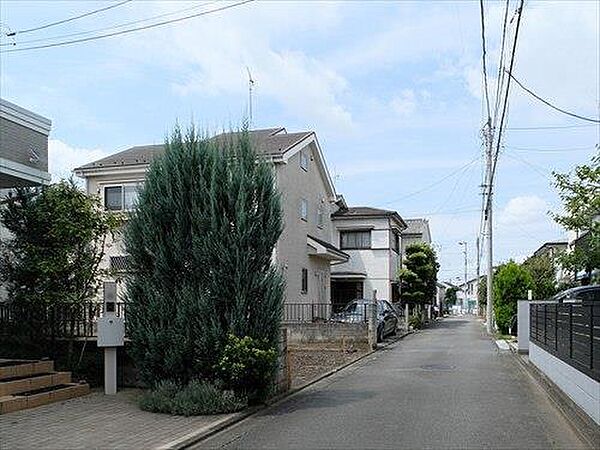 前面道路（撮影 2026.08）