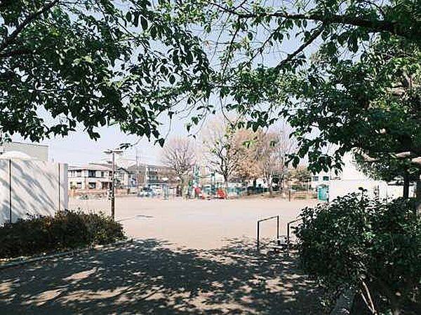 南林間中央公園 320m