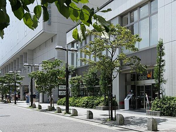 ダイエー町田店 160m