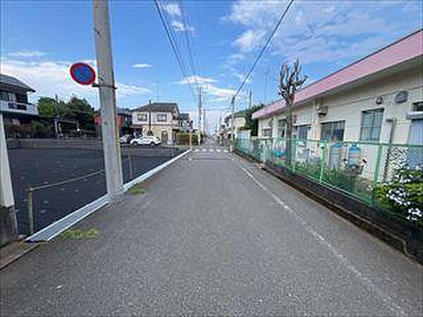 前面道路（2026年6月撮影）