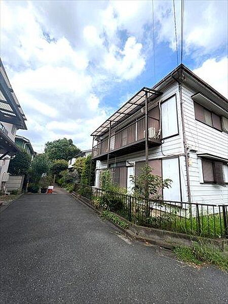 前面道路含む現地（2026年8月撮影）