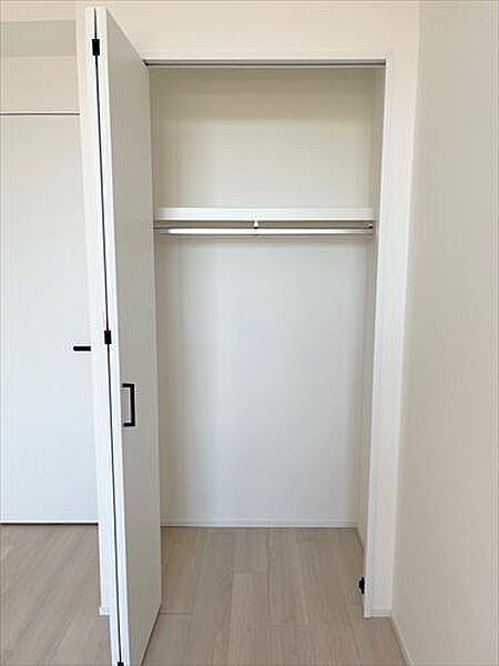 クローゼット（洋室約5.3帖）