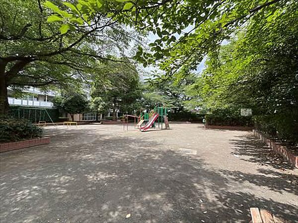 ひばりが丘公園 400m
