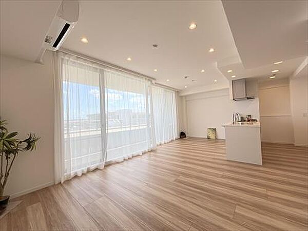 LDK　約17.9帖