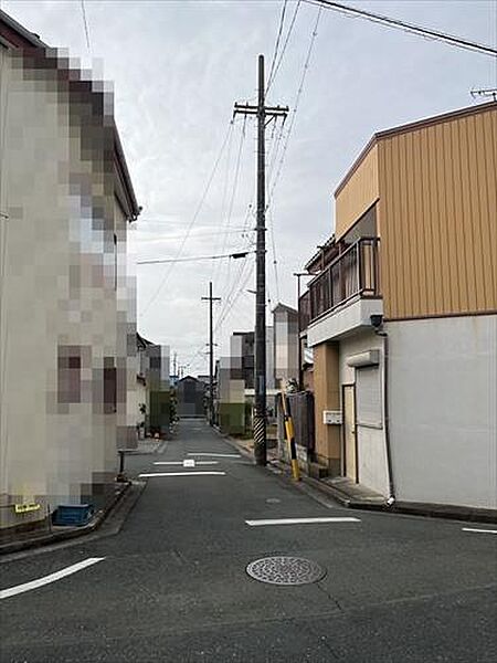 現地南側前面道路（2026年2月撮影）