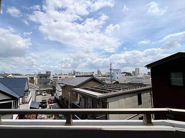 東側バルコニーからの眺望