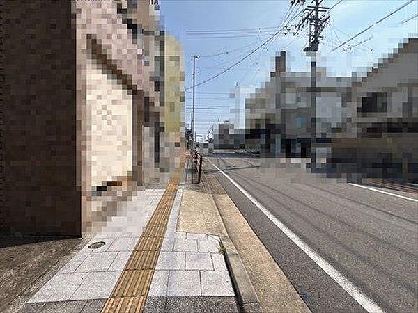 前面道路（2026年8月撮影）