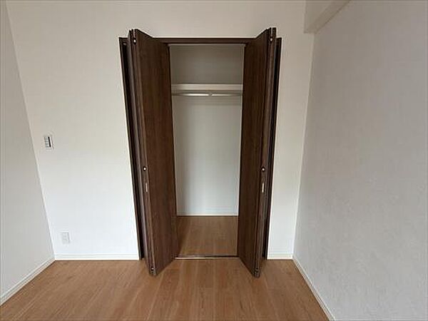 洋室約5.8帖収納