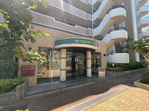 外観写真（入口部分）