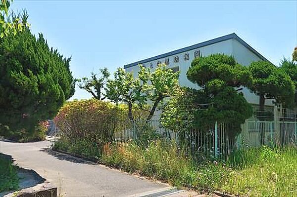 上中里幼稚園まで900m