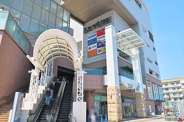 らびすた新杉田まで1930m