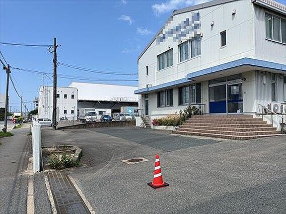 敷地内（エント...