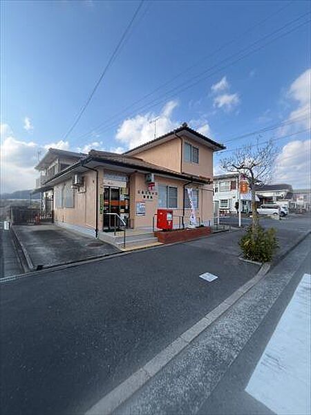 広島五月が丘郵便局まで1190m