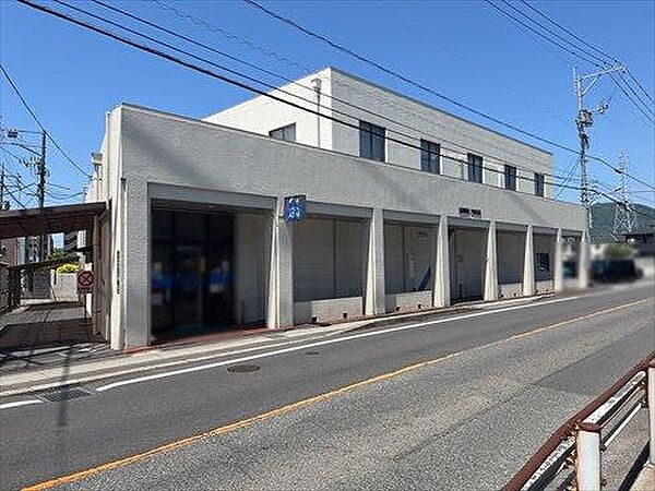 広島銀行戸坂支店まで徒歩25分