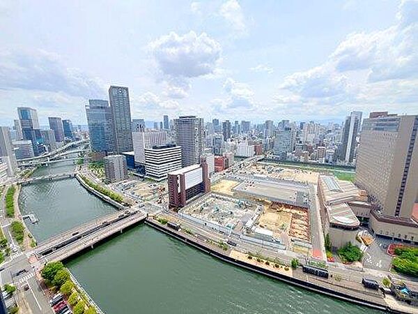 南東向きバルコニーからの眺望