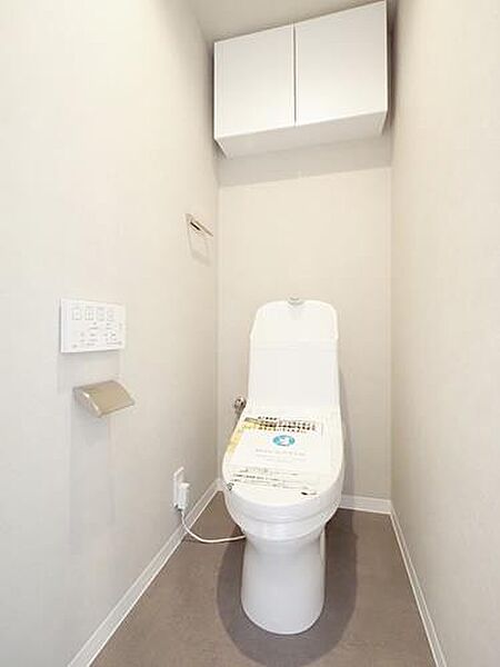 温水洗浄便座トイレ