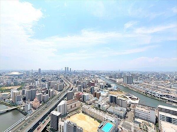 西向きバルコニーからの眺望