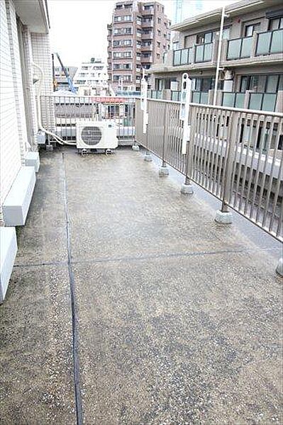 北東側ルーフバルコニー