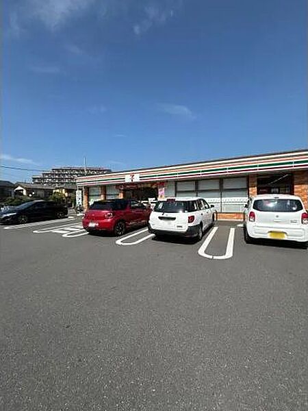 セブンイレブン四街道美しが丘店 480m