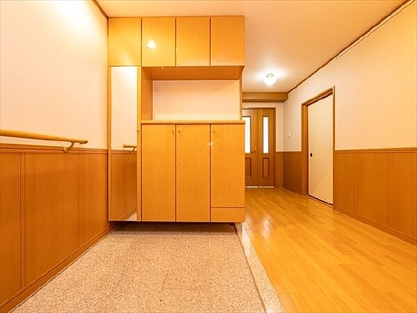 玄関・収納