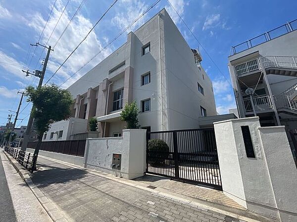 市立中野小学校 820m
