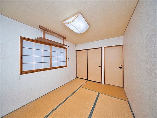 ※家具・調度品は価格に含まれません。