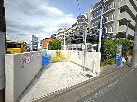 ごみ置き場
