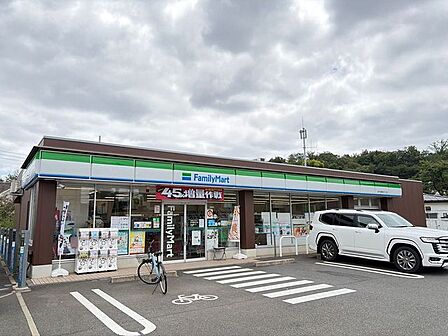 ファミリーマート 府中浅間町四丁目店 100m
