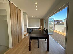 リビング/ダイニングの画像