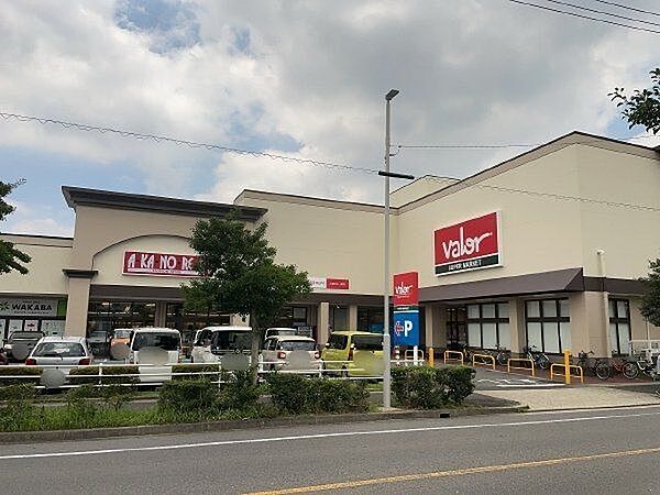 バロー鳴海店 徒歩7分。 460m