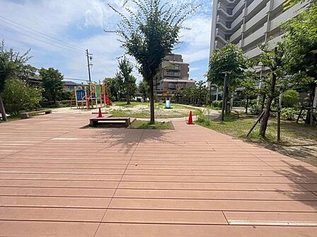 敷地内の公園