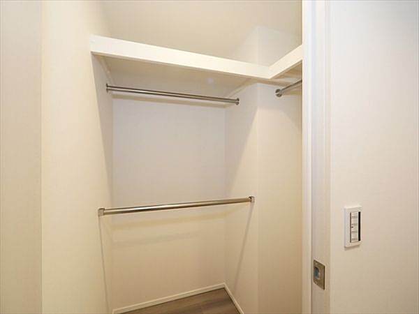 洋室約7畳　ウォークインクローゼット