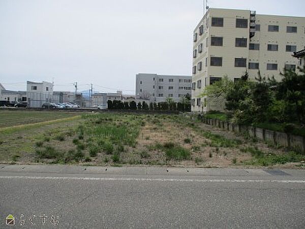北半田