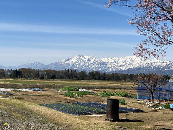 田園＆妙高山の風景