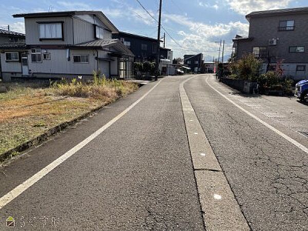 前面道路　幅員は十分です