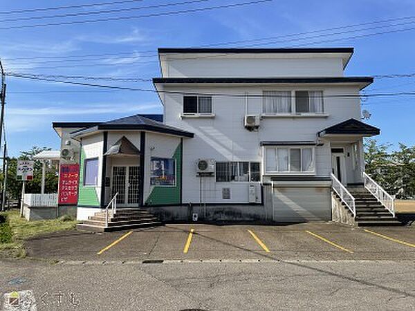 人気洋食店スノーマン様まで190ｍ