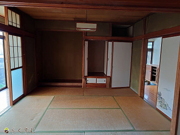 1階和室8帖