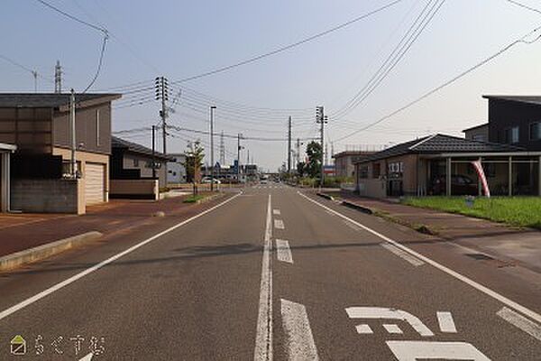前面道路　