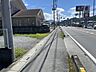 外観：前面道路1