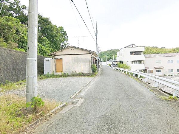 ●前面道路西側に4ｍ♪