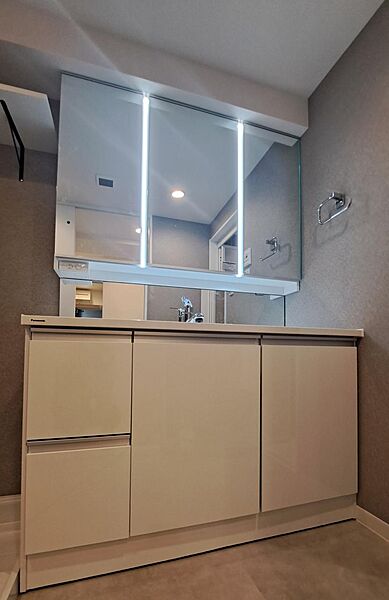 ワイドサイズで、使いやすいです。