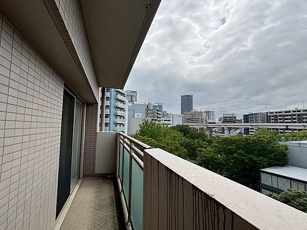 北西側バルコニーからの眺望2.JPG